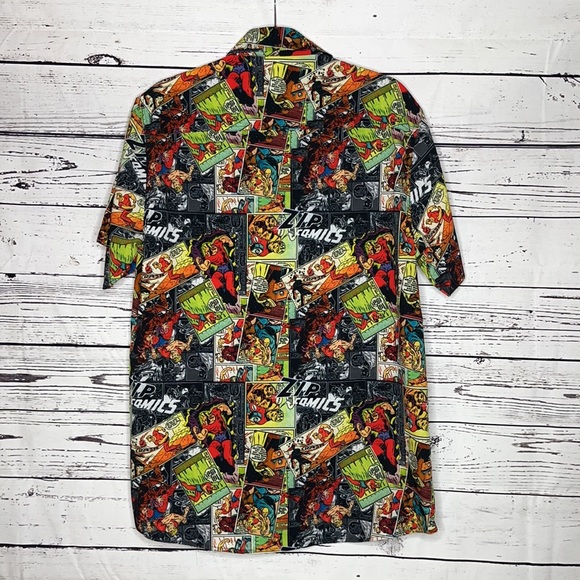 Just Attitude Size L Zip Comic Strip Superhero Graphic Print Button Down Shirt - Picture 4 of 6